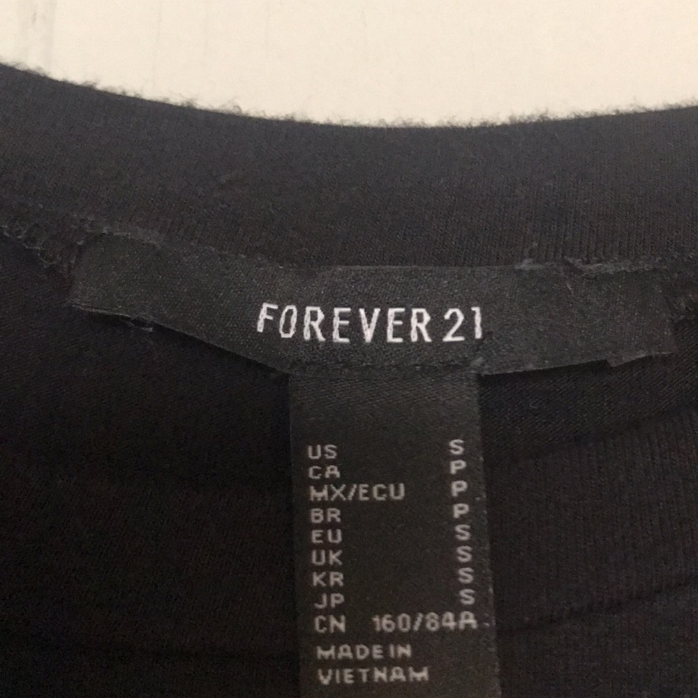 (SOLD) Forever 21 Black Bodycon T-Shirt Dress Small - Picture 4 of 7